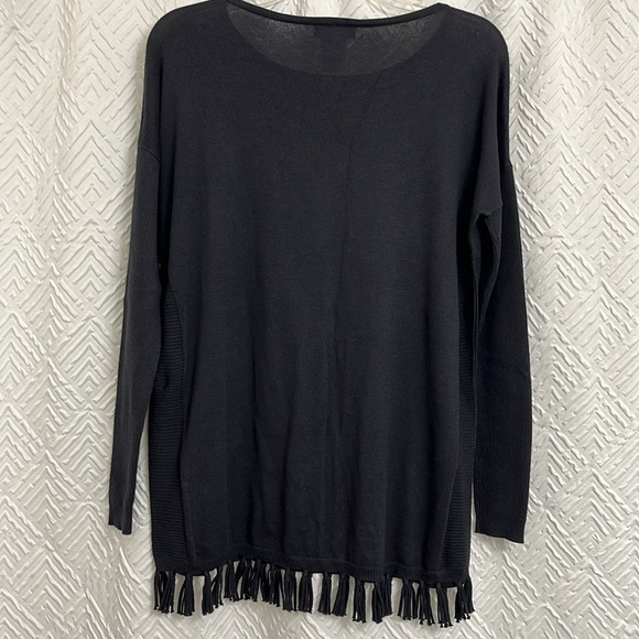 Lilly Pulitzer Ramona Fringe Sweater Long Sleeve Navy Size XXS - Picture 3 of 5